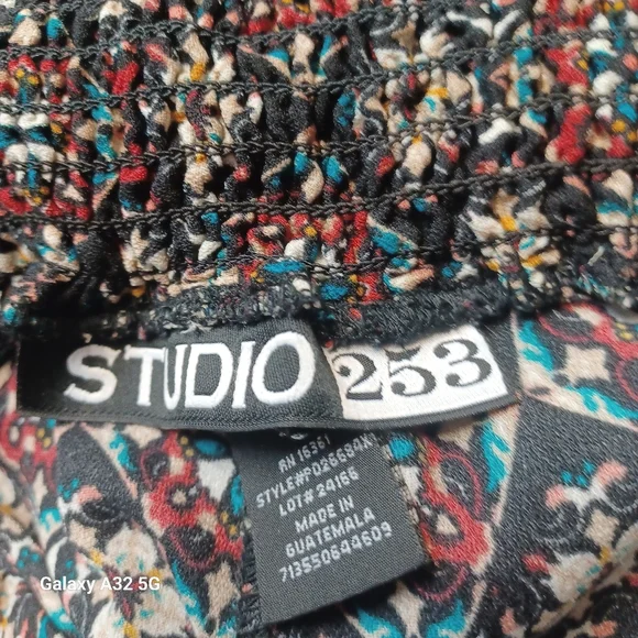 Studio 253 Pant Size 1X Multicolor Patterned Fabric - Picture 2 of 12